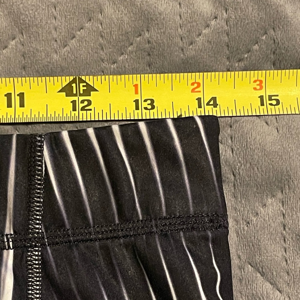 Ivy park workout leggings women’s size large NWOT black/gray - Picture 7 of 8